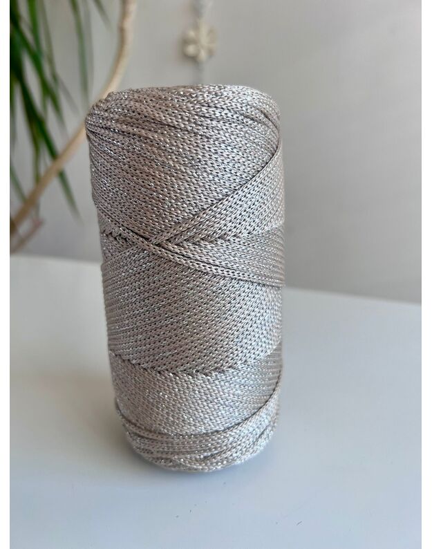 Macrame PP 4mm silver biežinė