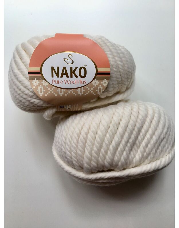 Nako Pure wool PLIUS 208